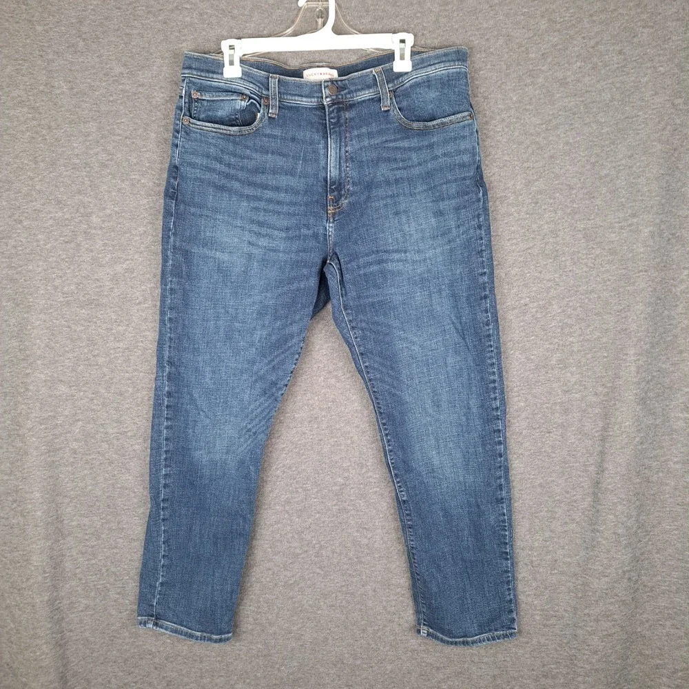 Lot Of 2 Lucky Brand Jeans Mens 36x30 Blue Denim 221 and 121